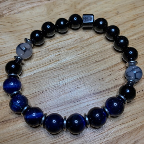 Crystal Dragon Eye Lapis Lazuli Healing Bracelet - Picture 5 of 5